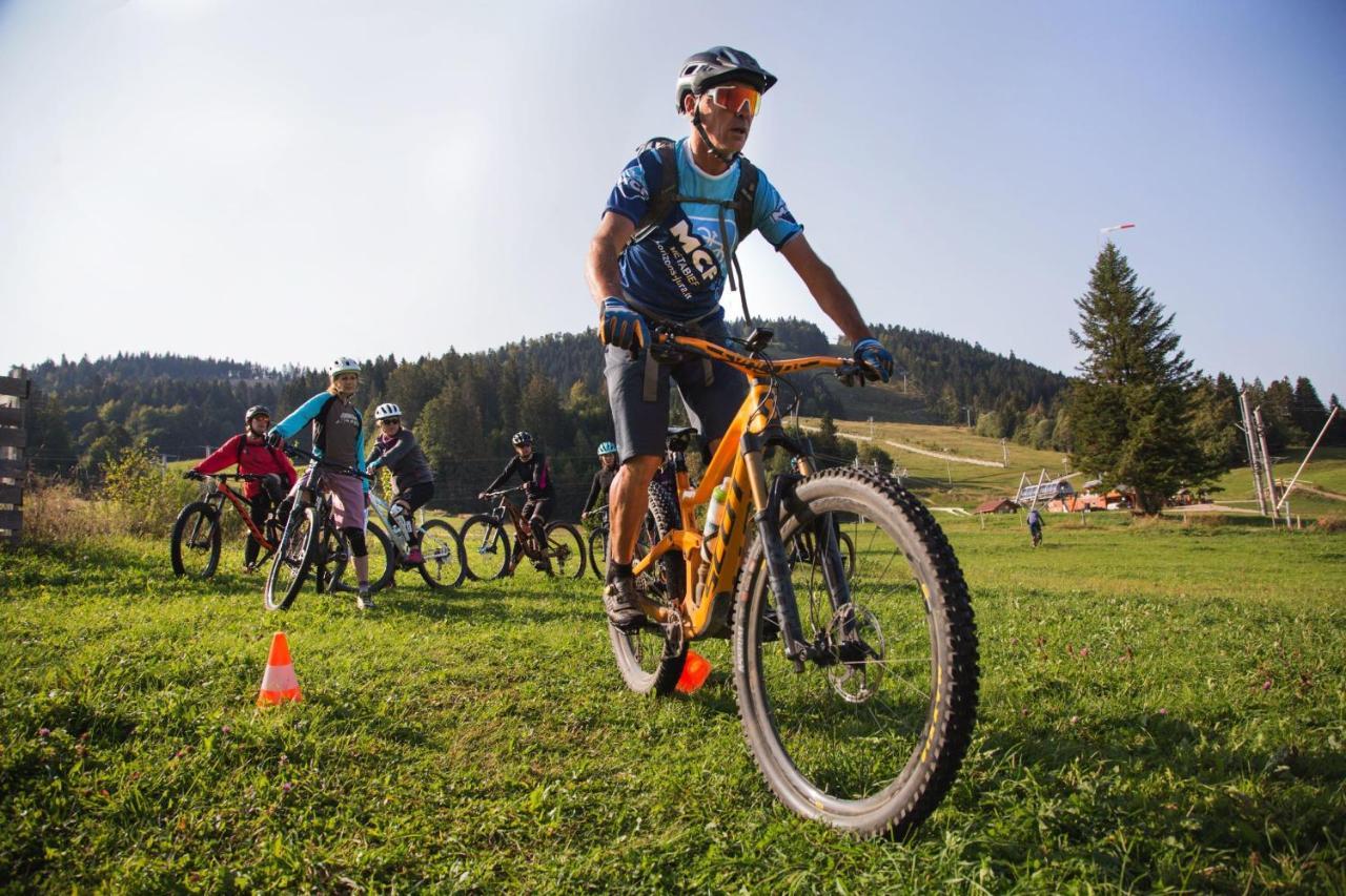 Place Royale Pour 10 A 12 Personnes A 30 Met Des Pistes De Ski Et Vtt Métabief المظهر الخارجي الصورة