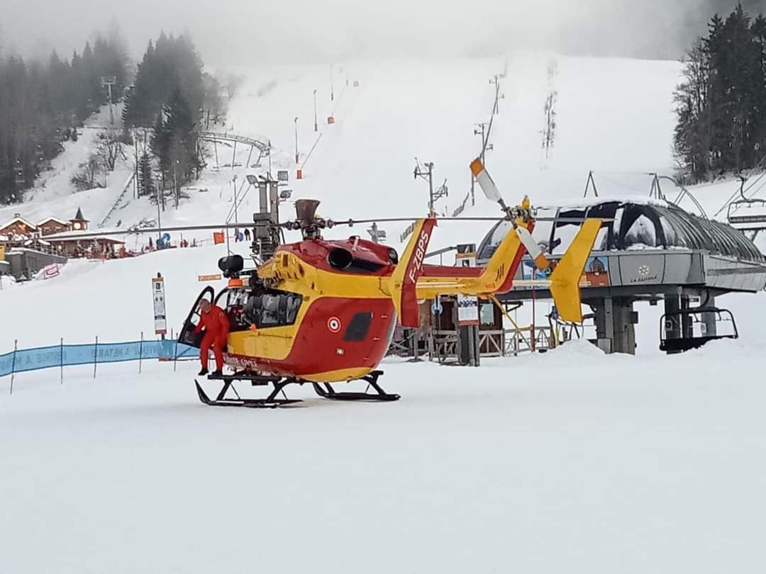 Place Royale Pour 10 A 12 Personnes A 30 Met Des Pistes De Ski Et Vtt Métabief المظهر الخارجي الصورة